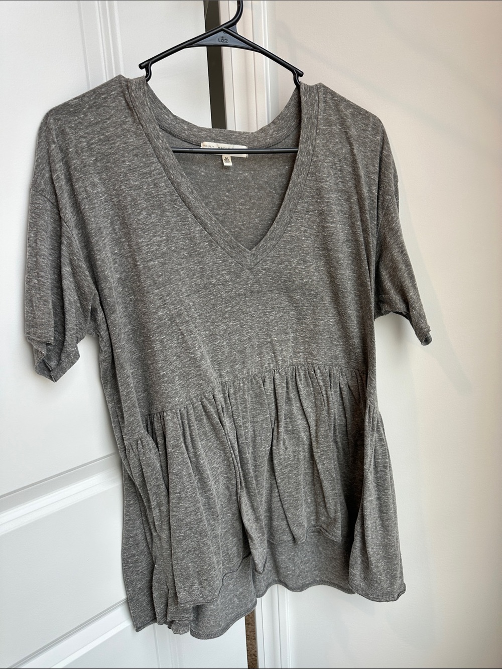 Women’s V-Neck Peplum Tee - Gray